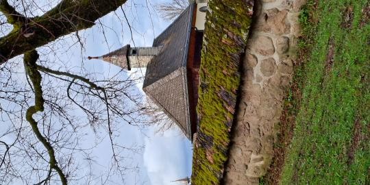 4 Alte Friedhofskapelle