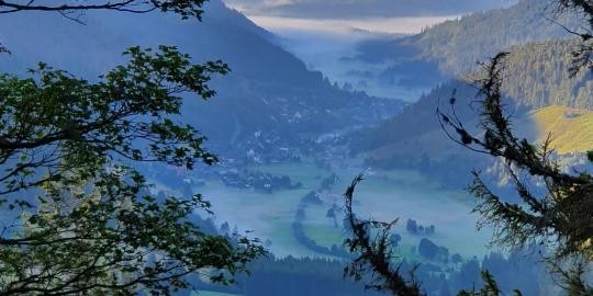 1 Blick vom CHF ins Menzenschwander Tal Ein magischer Ort