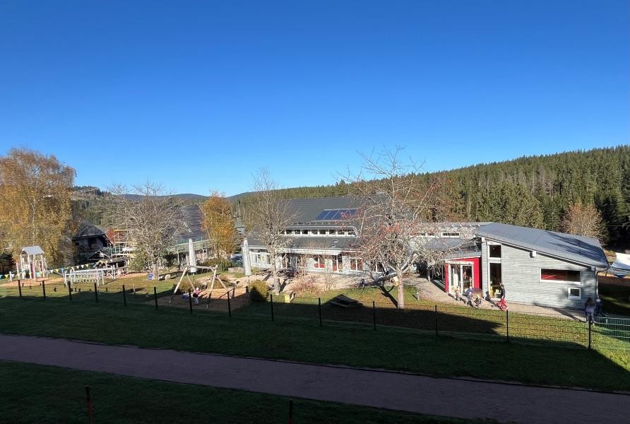 Sommeransicht Kinderinsel